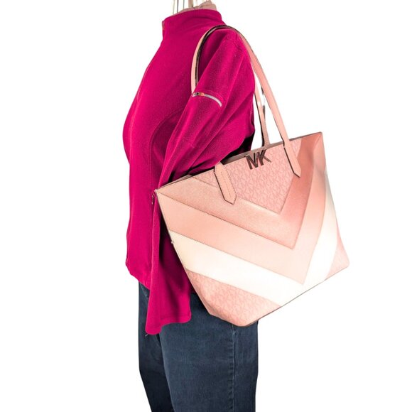 Michael Kors Montgomery MK Signature Leather Pink Rose Gold Chevron Large Tote - Picture 9 of 9